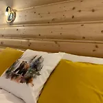 Pod Goralskim Niebem Apartment *